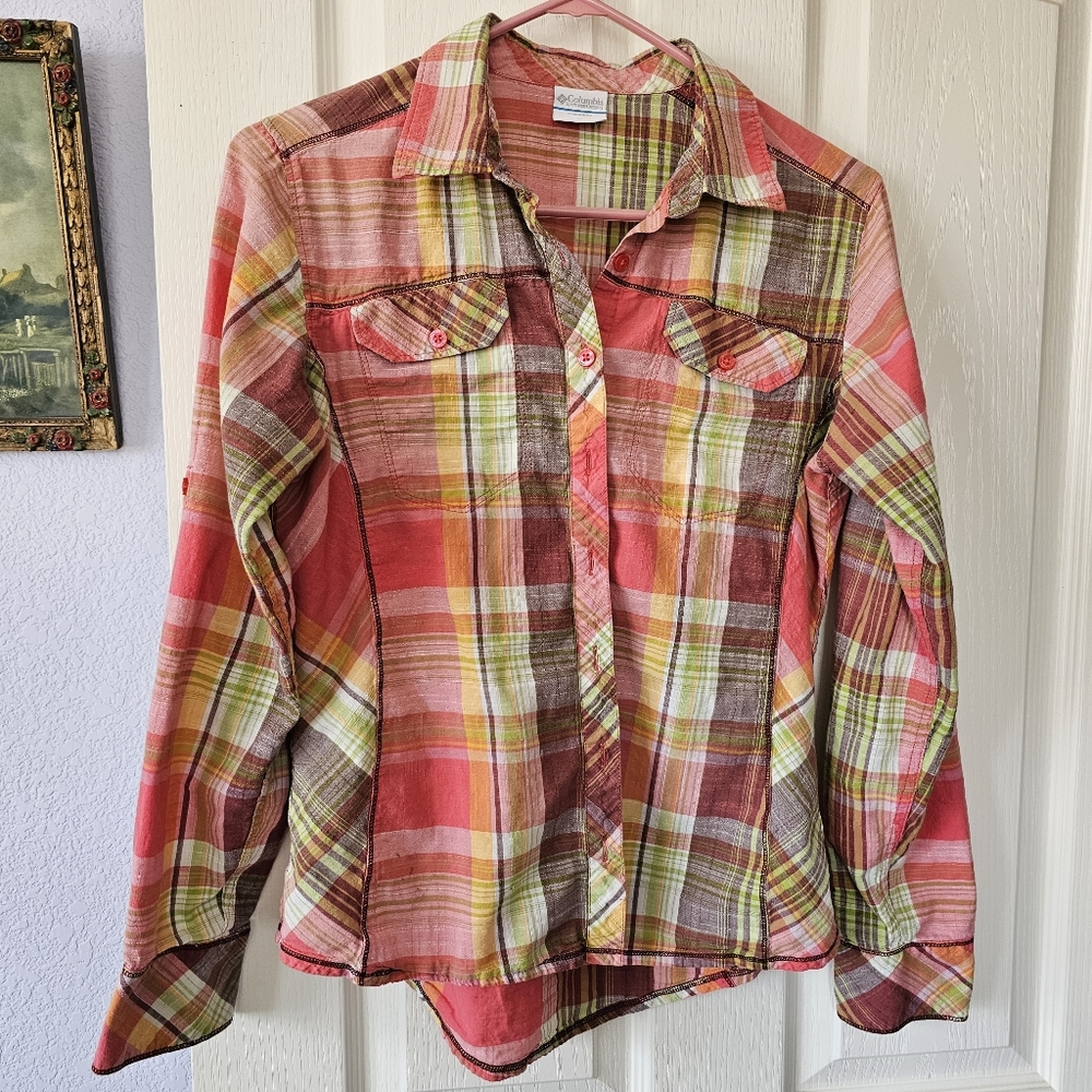 Columbia Womens Colorful Plaid Button-Up Shirt, Flaw Lower Right